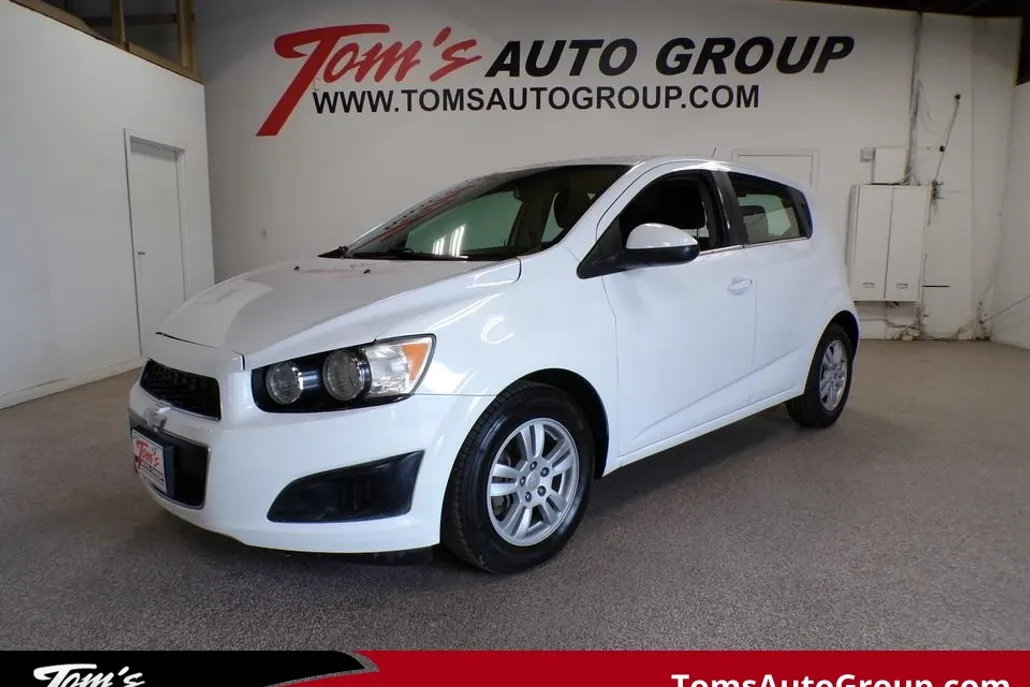 2014 Chevrolet Sonic LT photo 1