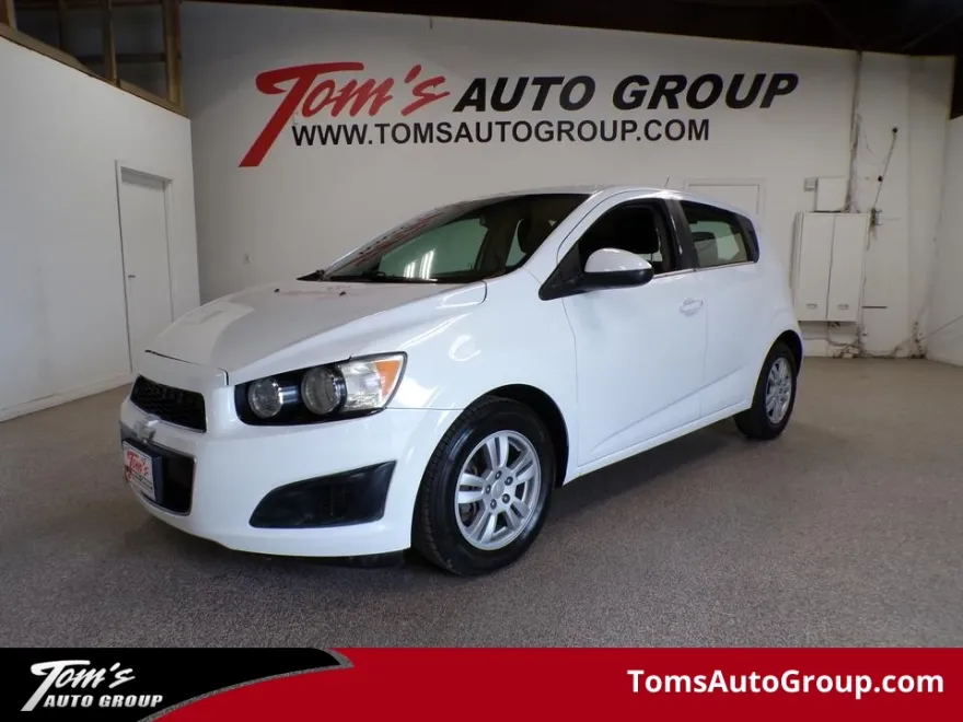 2014 Chevrolet Sonic LT photo 1