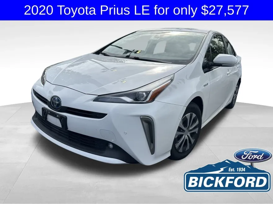 2020 Toyota Prius LE photo 1