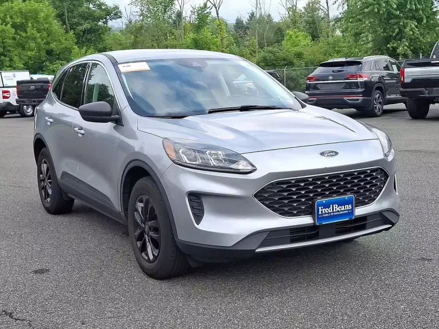 2022 Ford Escape SE photo 1
