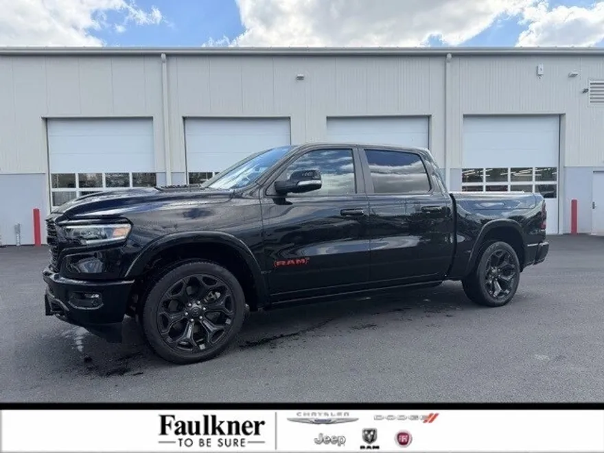 2022 Ram 1500 Limited photo 1