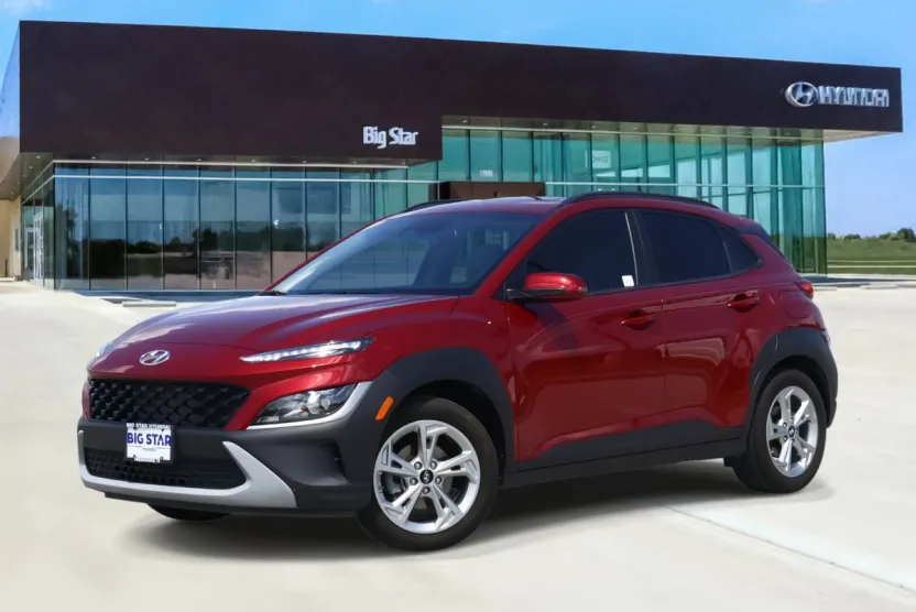 2023 Hyundai Kona SEL photo 1