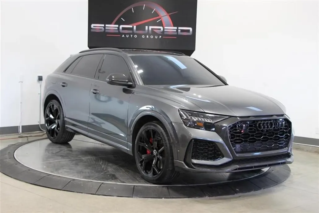 2022 Audi RS Q8 photo 1