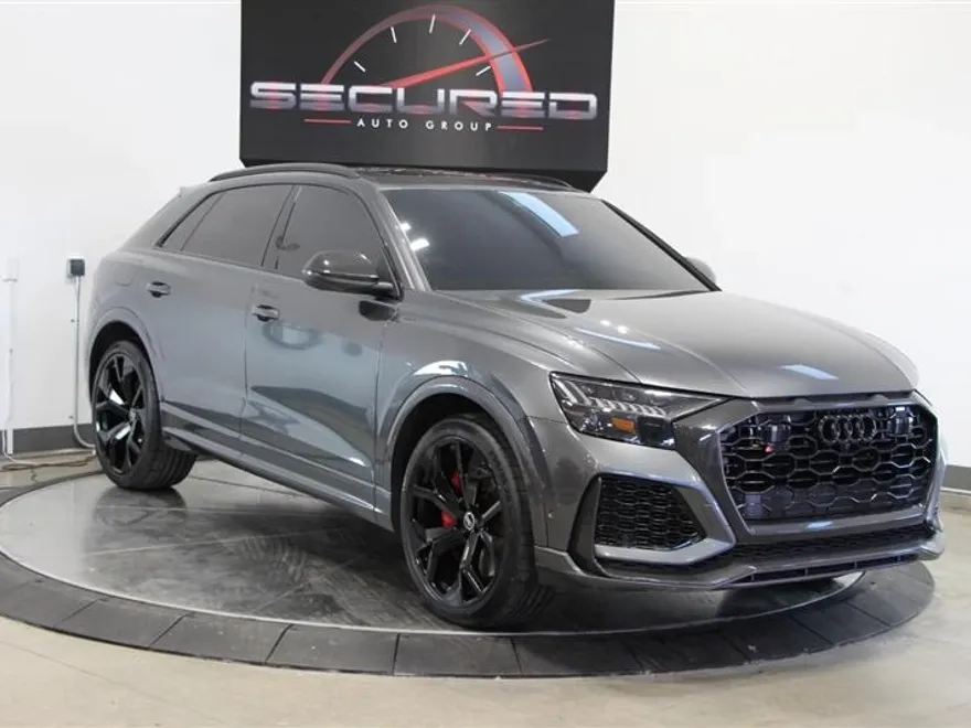 2022 Audi RS Q8 photo 1