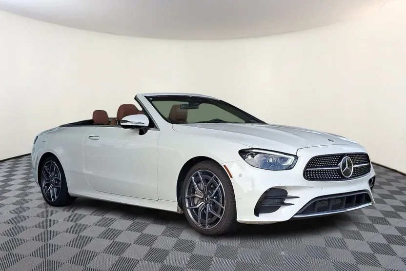 2023 Mercedes Benz E 450 4MATIC photo 1
