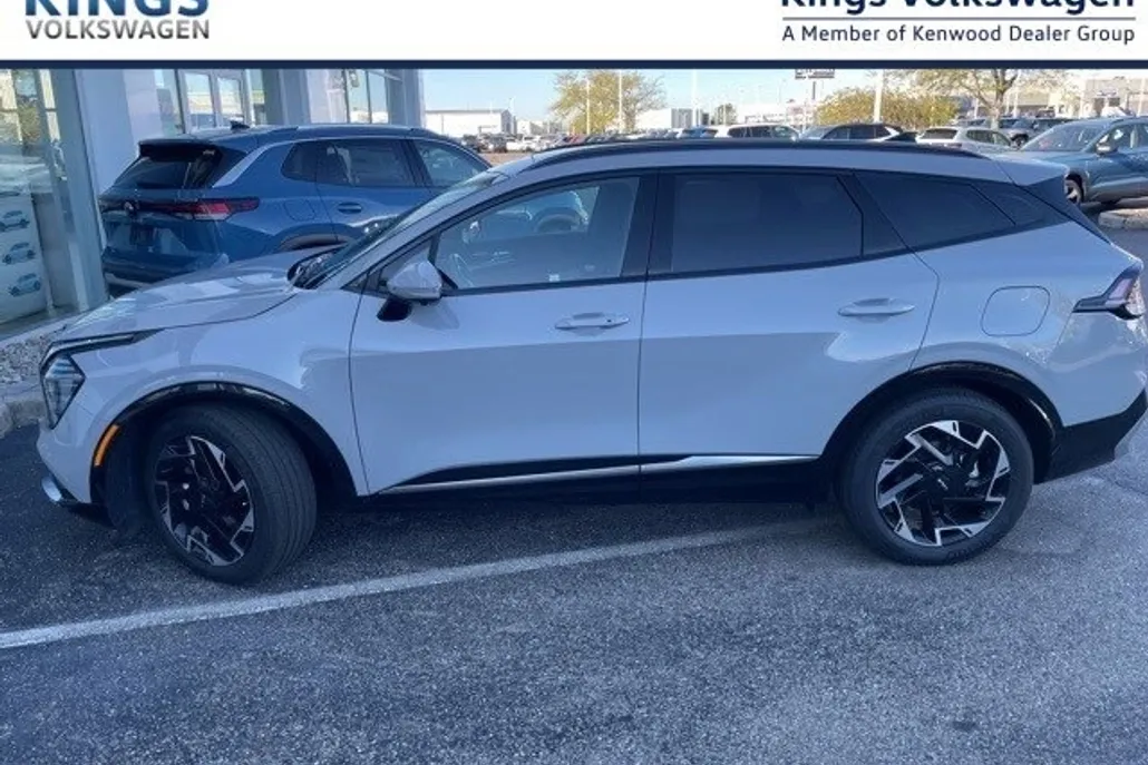2024 Kia Sportage photo 1