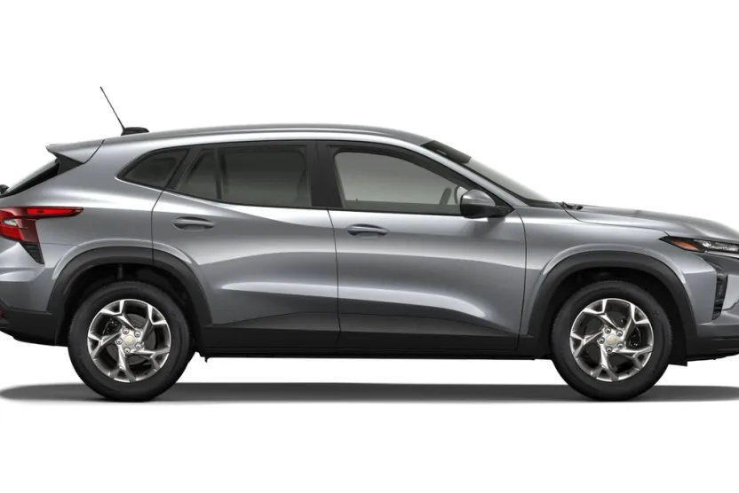 2026 Chevrolet Trax LS photo 1