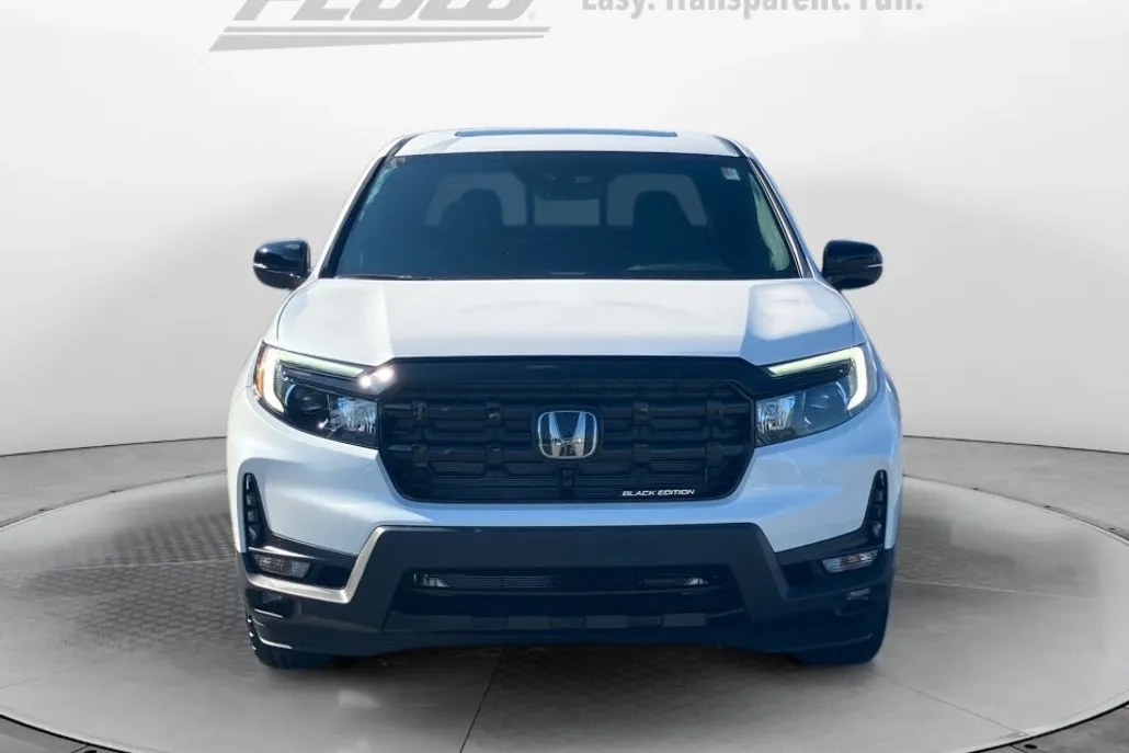2026 Honda Ridgeline Black Edition photo 1