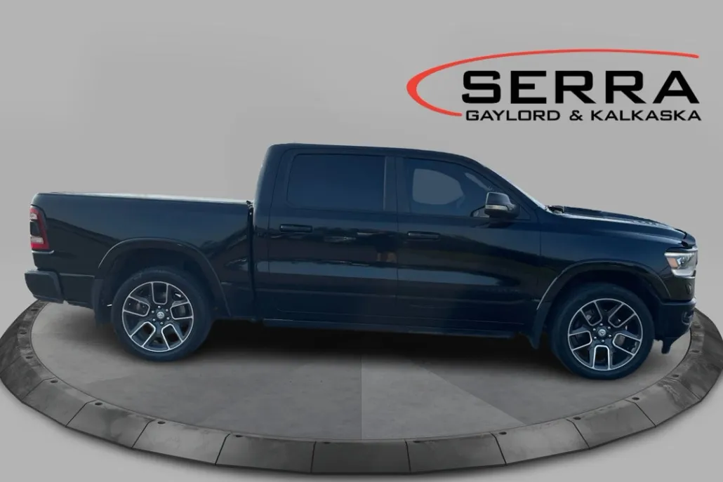 2019 Ram 1500 Laramie photo 1