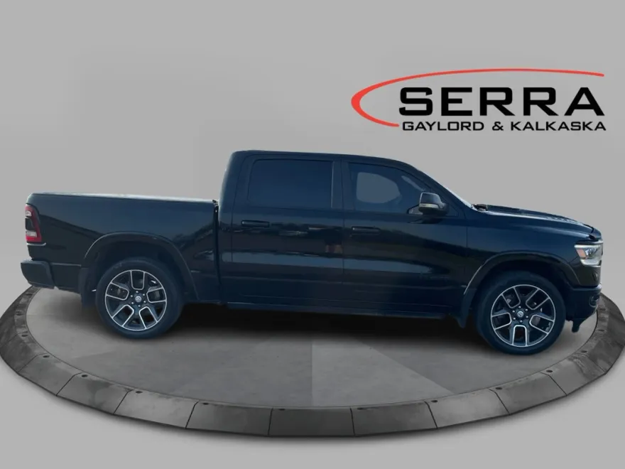 2019 Ram 1500 Laramie photo 1