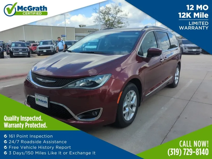 2020 Chrysler Pacifica Touring L photo 1