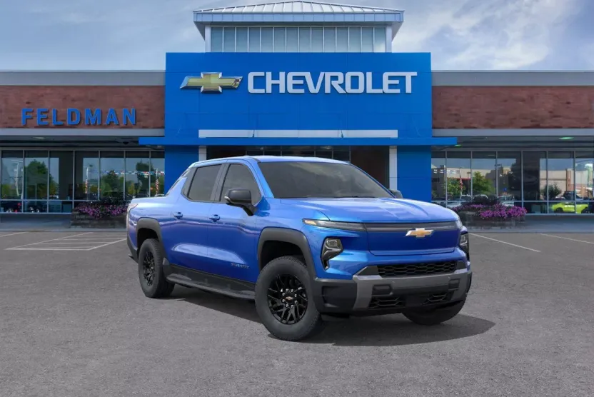 2025 Chevrolet Silverado EV LT photo 1