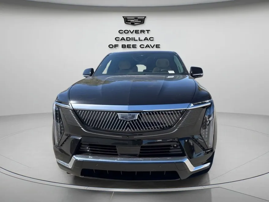 2025 Cadillac Escalade IQ Luxury photo 1