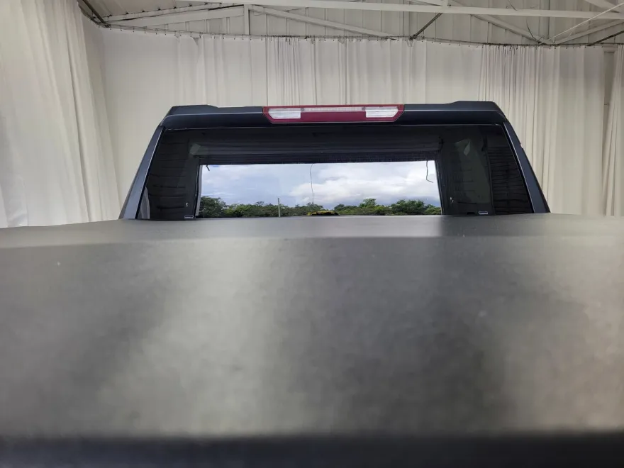 2021 Chevrolet Silverado 1500 LT photo 1