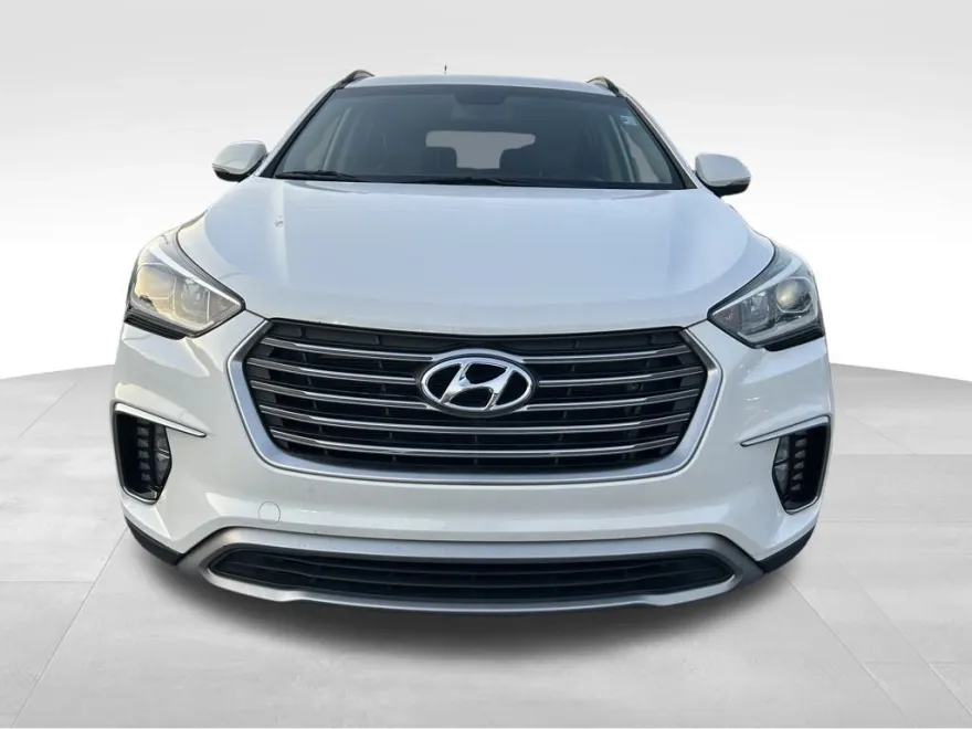 2019 Hyundai Santa Fe XL SE Premium photo 1