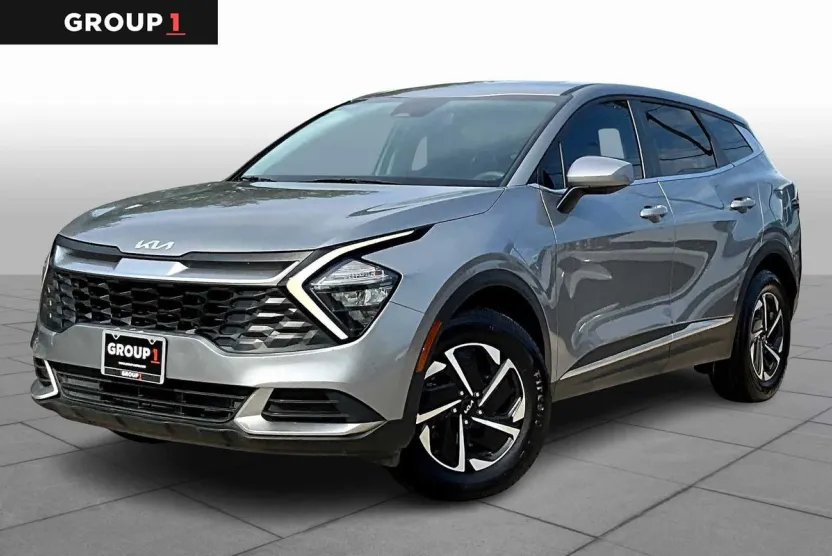 2023 Kia Sportage LX photo 1