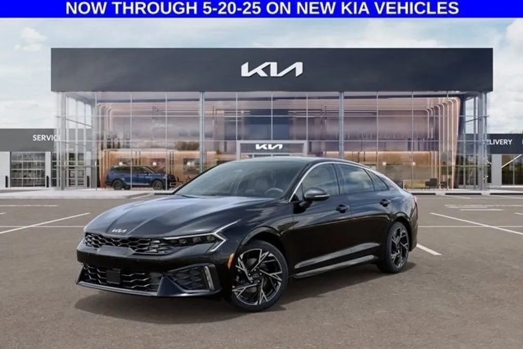 2025 Kia K5 GT-Line photo 1