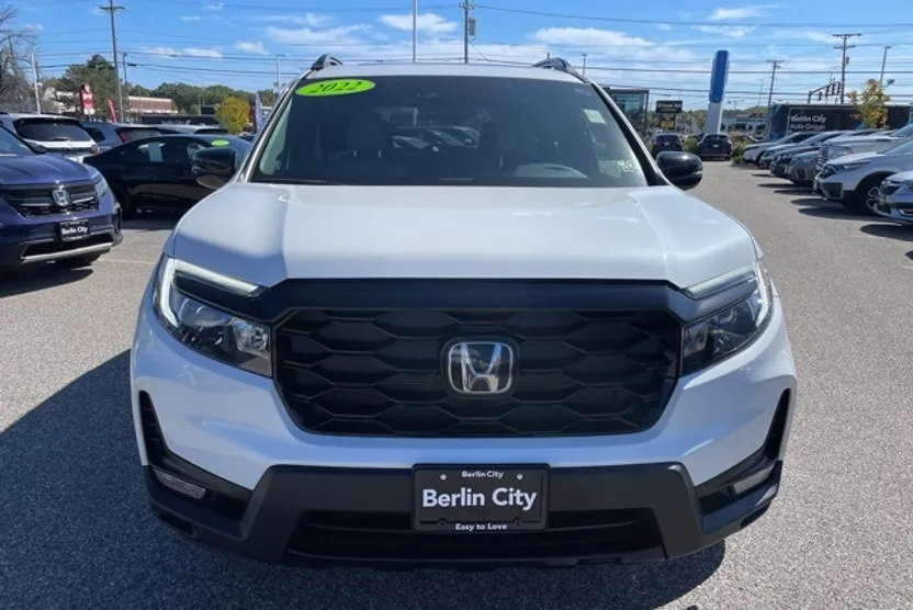 2022 Honda Passport Elite photo 1