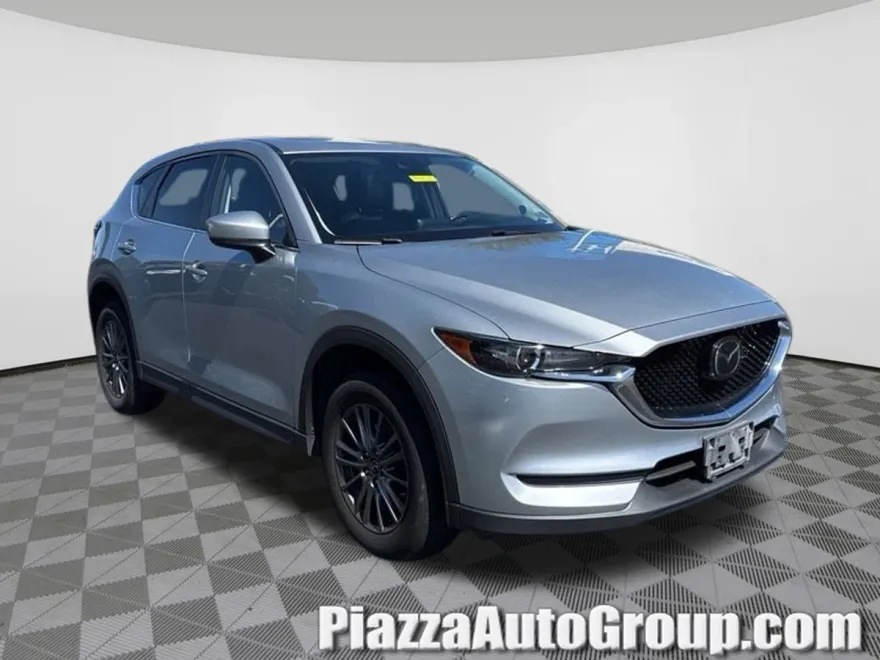 2019 Mazda CX-5 Touring photo 1