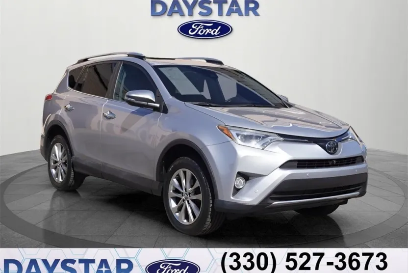 2017 Toyota RAV4 Limited photo 1