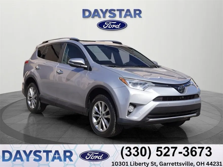 2017 Toyota RAV4 Limited photo 1