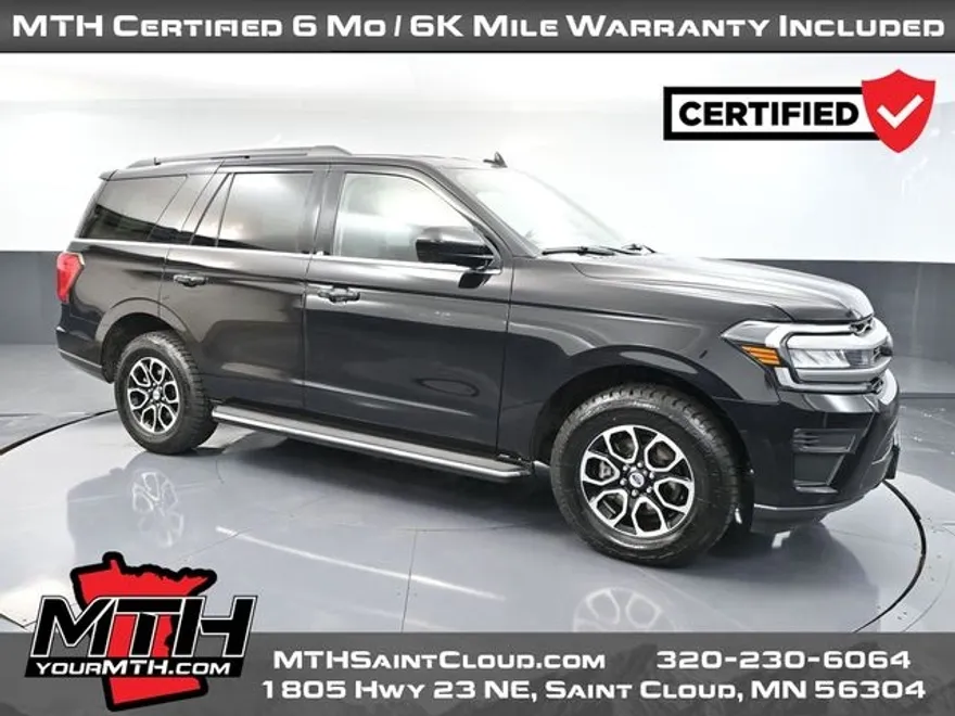 2023 Ford Expedition XLT photo 1