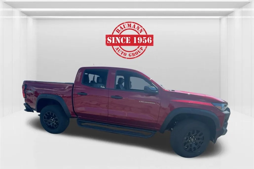 2026 Chevrolet Colorado Trail Boss photo 1