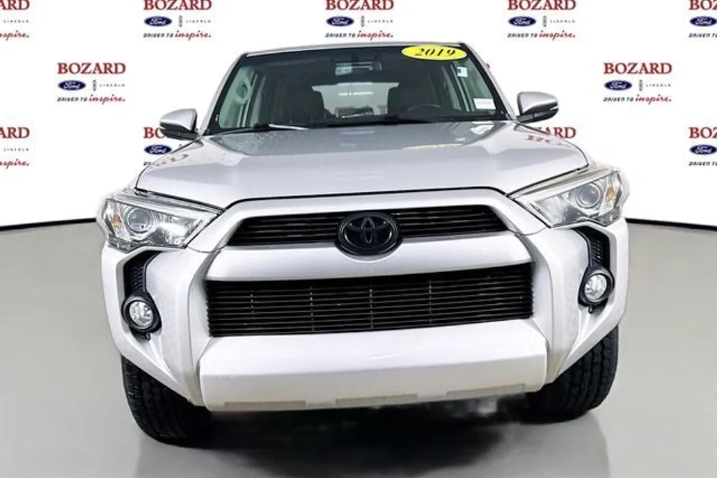 2019 Toyota 4Runner SR5 Premium photo 1