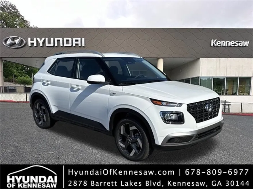 2025 Hyundai Venue SEL photo 1