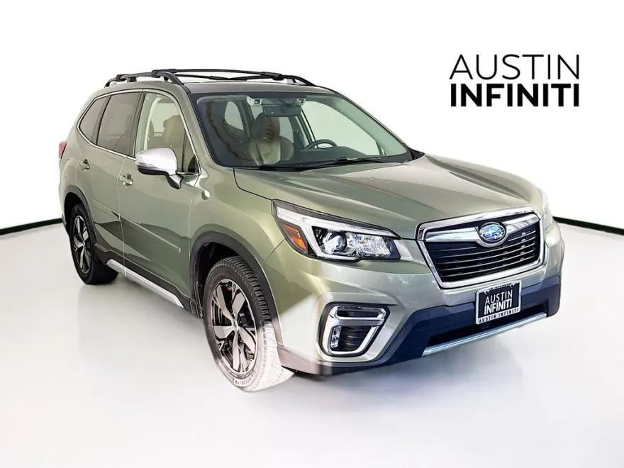 2020 Subaru Forester Touring photo 1