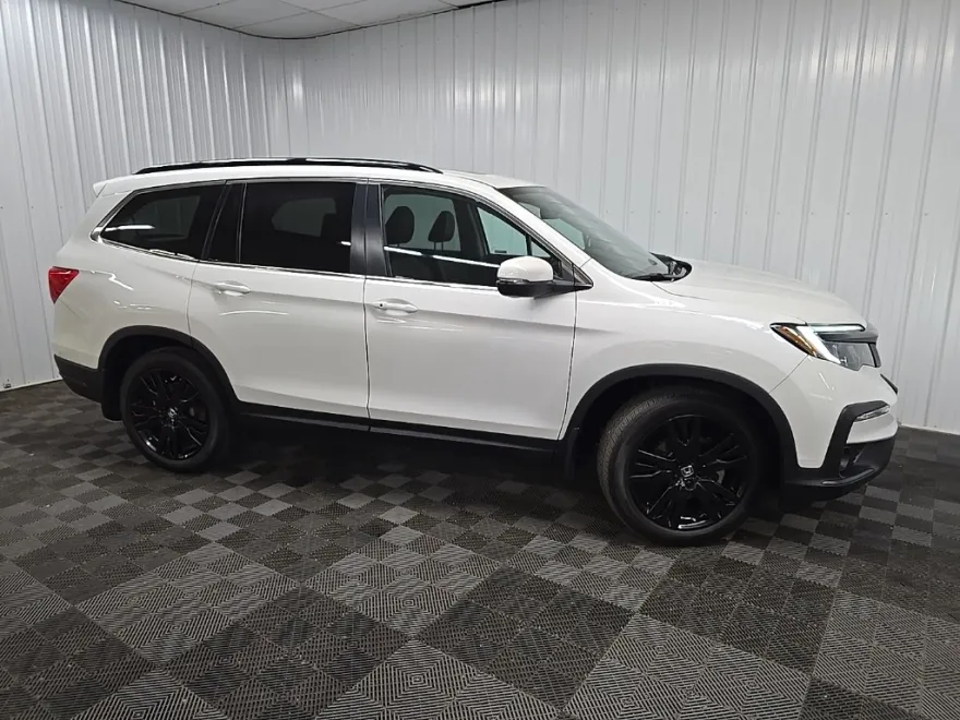 2022 Honda Pilot Special Edition photo 1