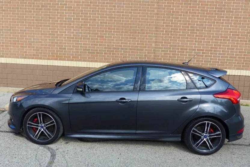 2016 Ford Focus ST photo 1