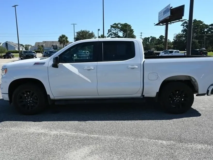 2024 Chevrolet Silverado 1500 RST photo 1