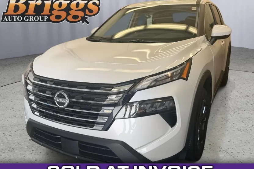 2026 Nissan Rogue SV photo 1