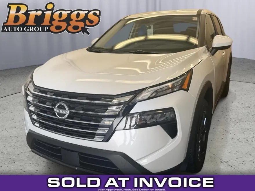 2026 Nissan Rogue SV photo 1