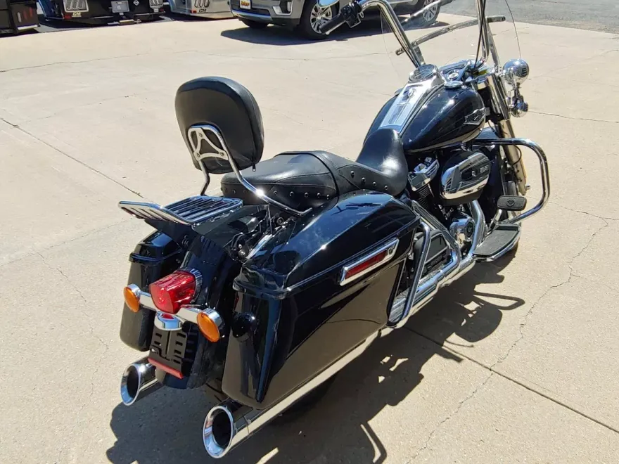 2020 Harley Davidson FLHR / Road King photo 1
