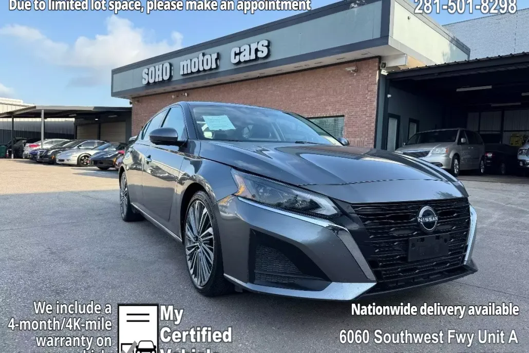 2023 Nissan Altima 2.5 SL photo 1