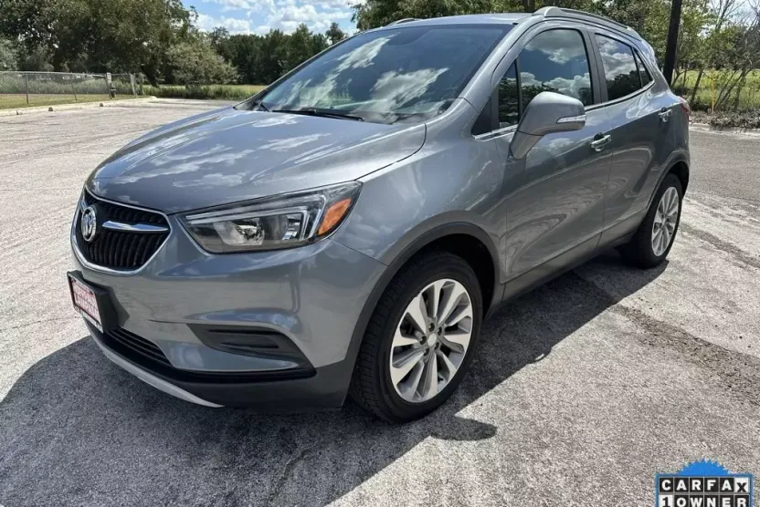 2019 Buick Encore Preferred photo 1