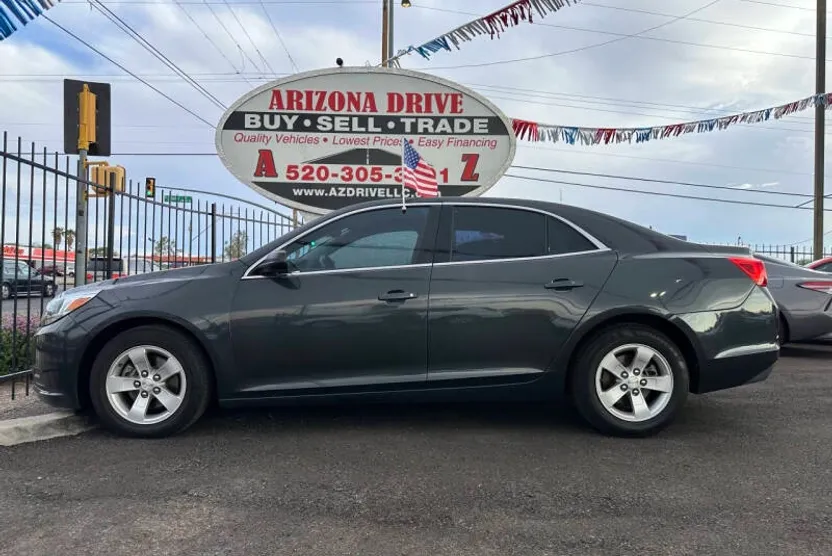 2015 Chevrolet Malibu LS photo 1