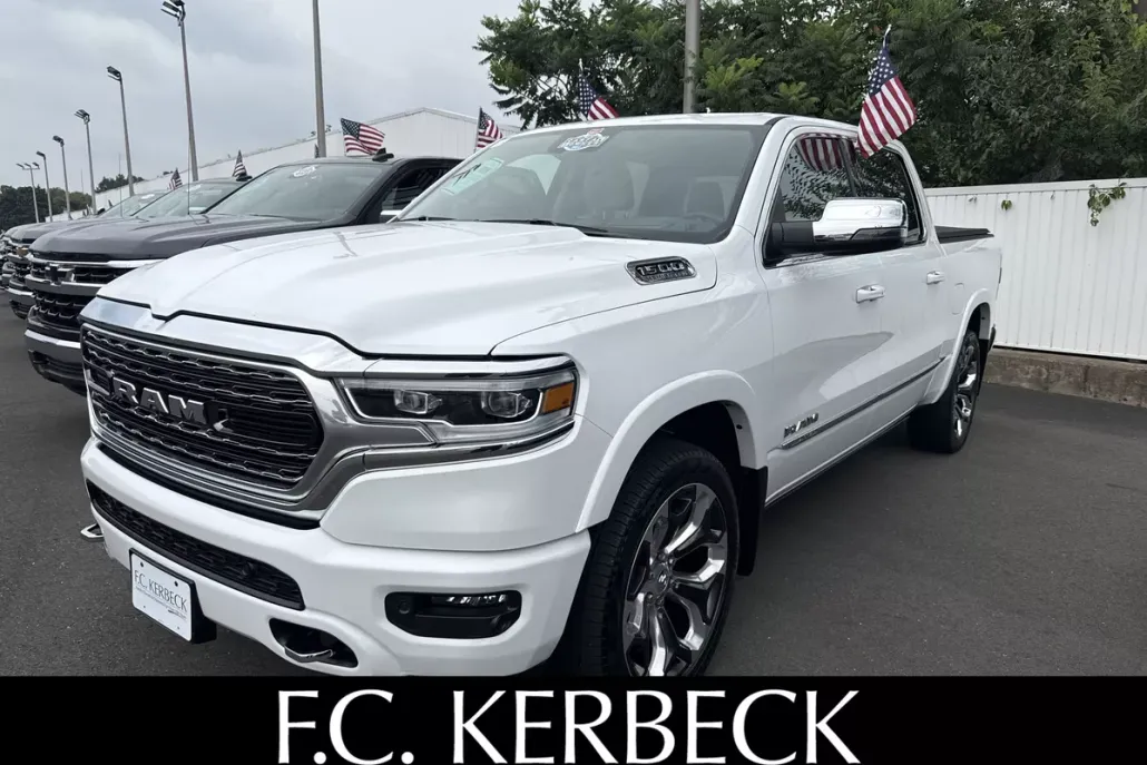 2024 Ram 1500 Limited photo 1