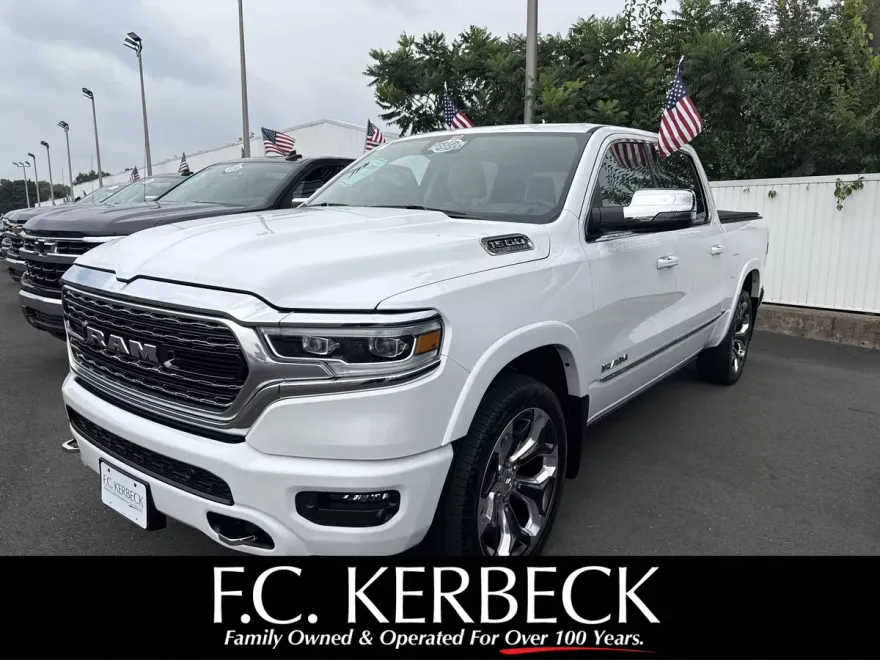 2024 Ram 1500 Limited photo 1