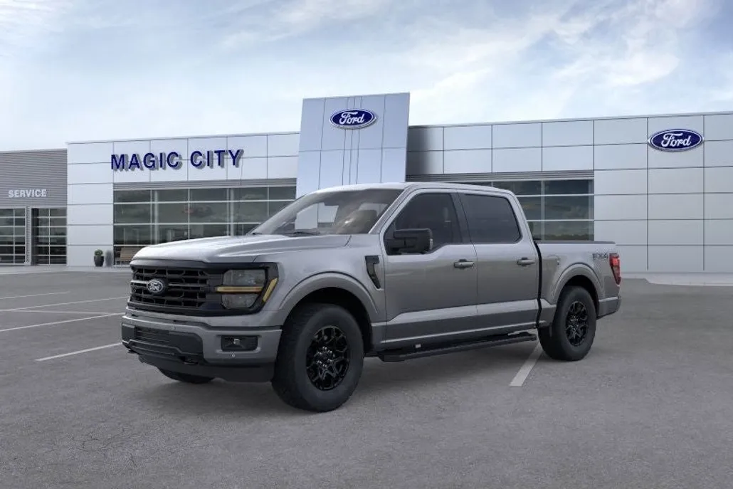 2025 Ford F-150 XLT photo 1