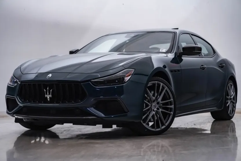 2024 Maserati Ghibli Trofeo photo 1