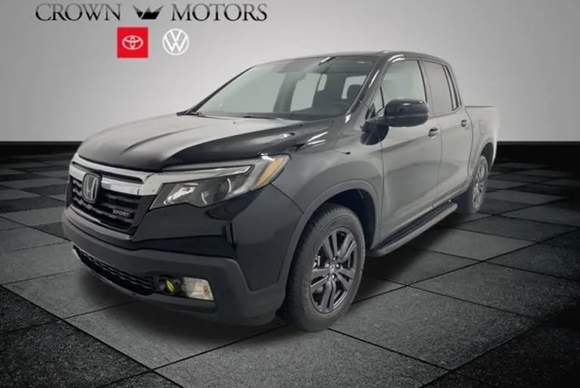 2020 Honda Ridgeline Sport photo 1