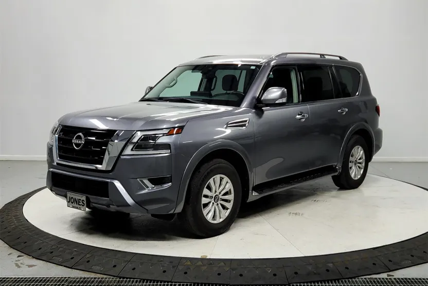 2023 Nissan Armada SV photo 1