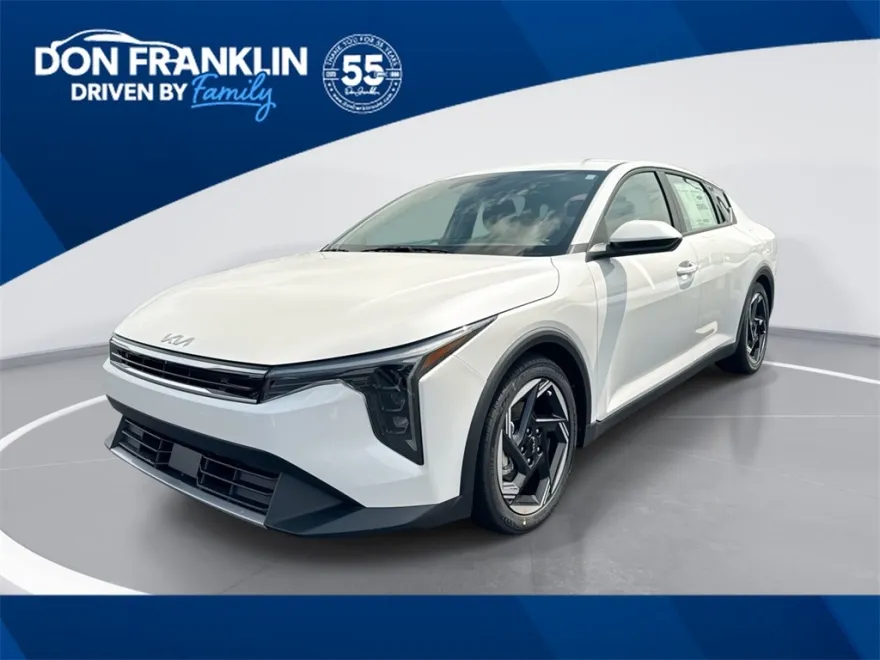 2025 Kia K4 EX photo 1
