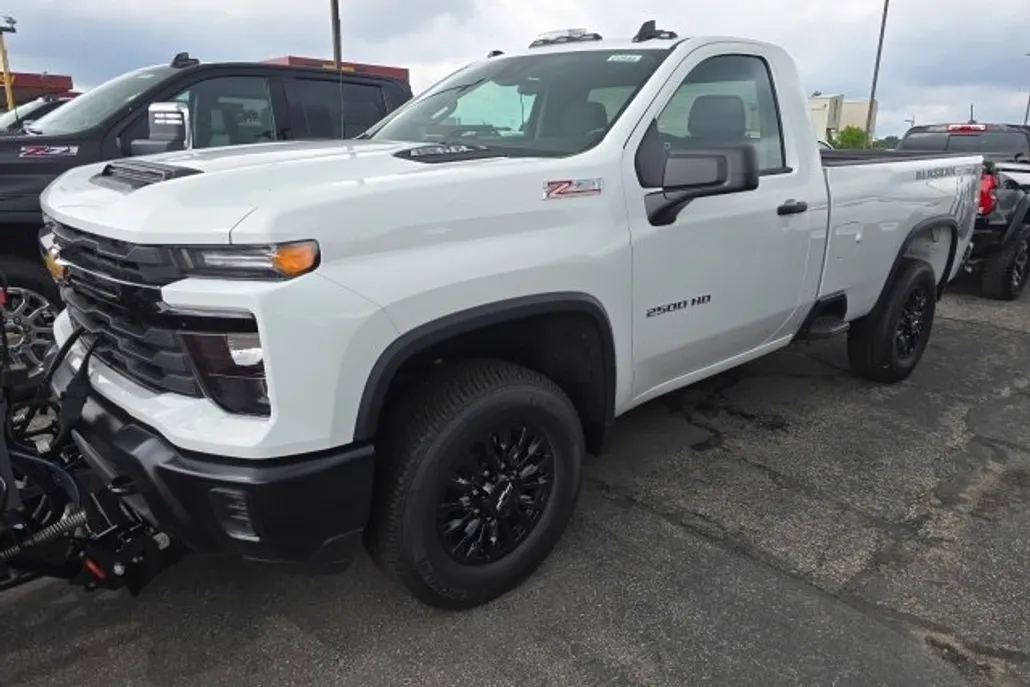 2025 Chevrolet Silverado 2500HD photo 1