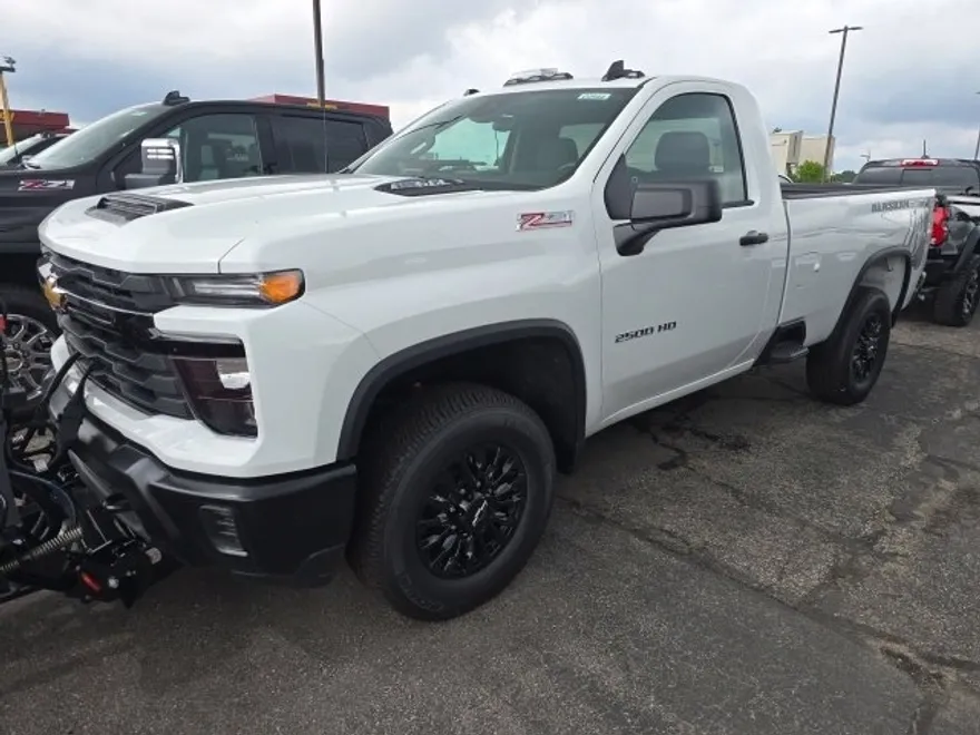 2025 Chevrolet Silverado 2500HD photo 1