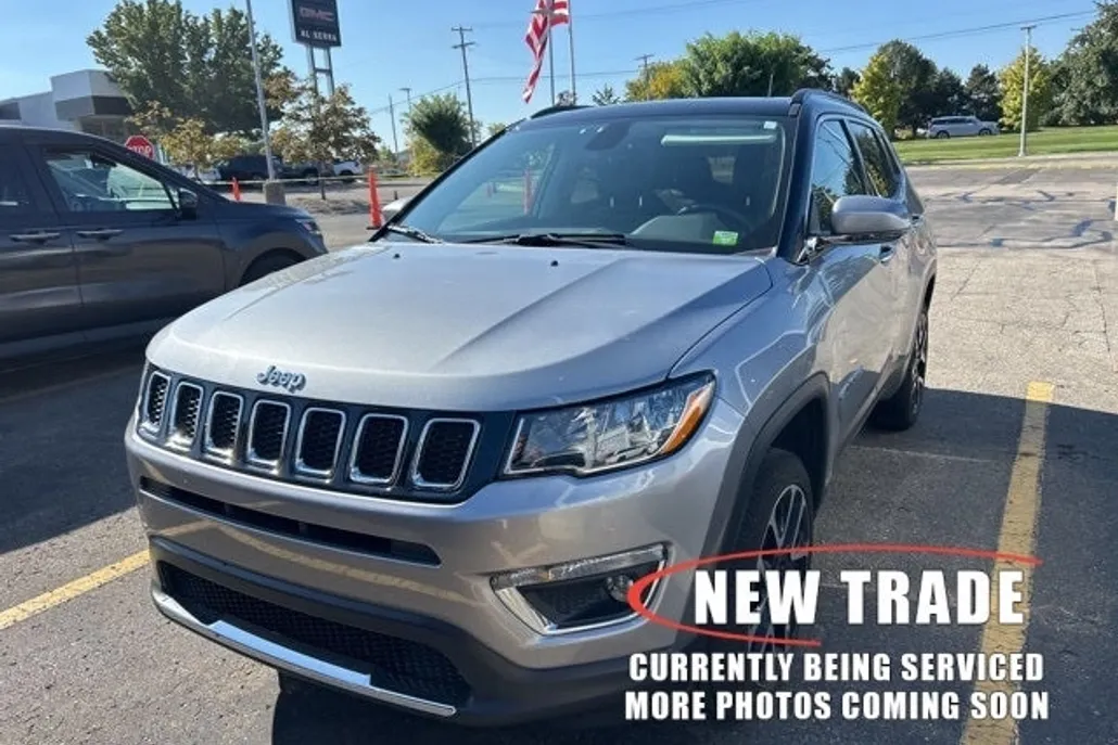 2018 Jeep Compass Base photo 1