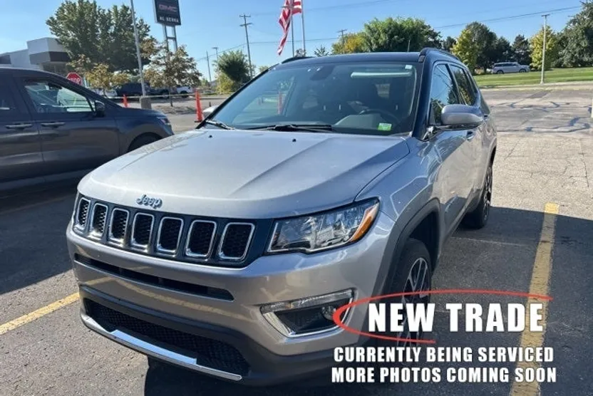 2018 Jeep Compass Limited photo 1